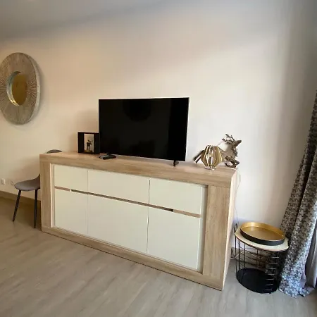Lauvitel J2 Apartment